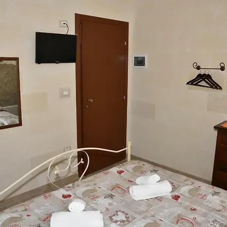 Cala Del Conte أفيترانا