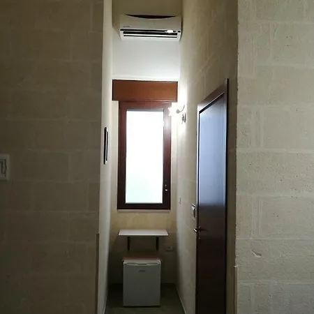 Cala Del Conte 住宿加早餐酒店 阿韦特拉纳