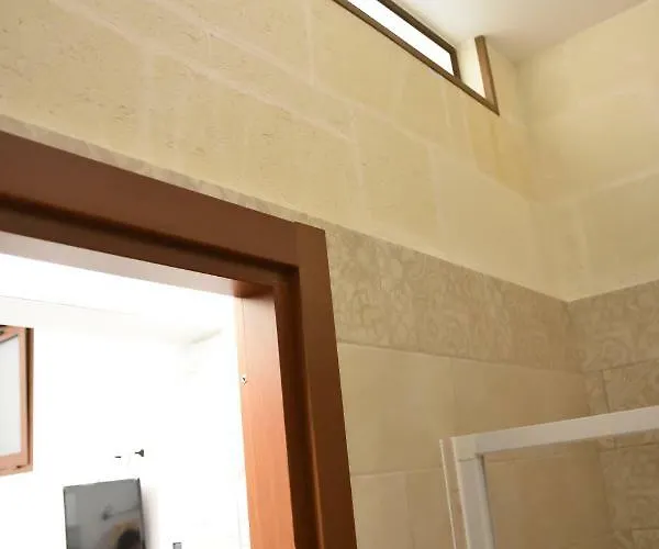 Oda ve Kahvaltı Cala Del Conte 3*