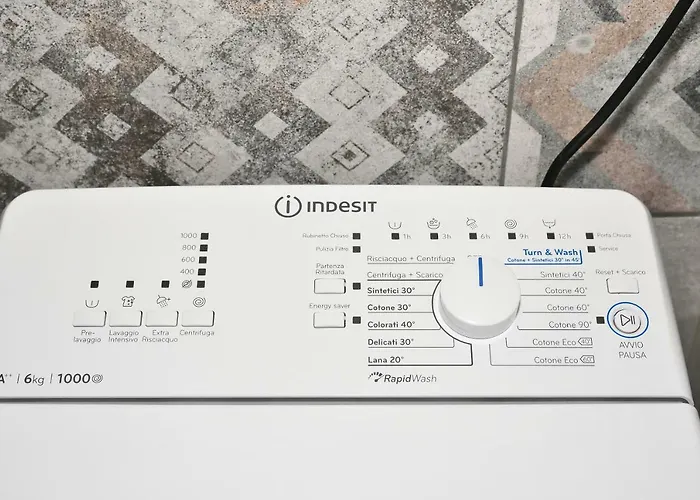 Oda ve Kahvaltı Cala Del Conte 3*